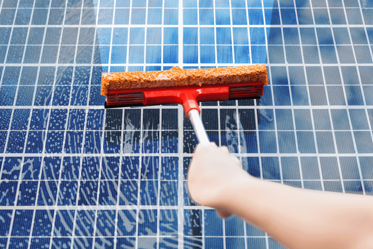 manteniment instal·lacio plaques solars