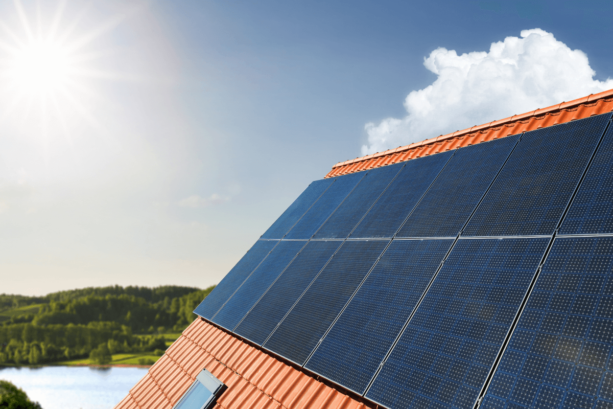 Quin és el rendiment de les plaques solars a l’estiu...