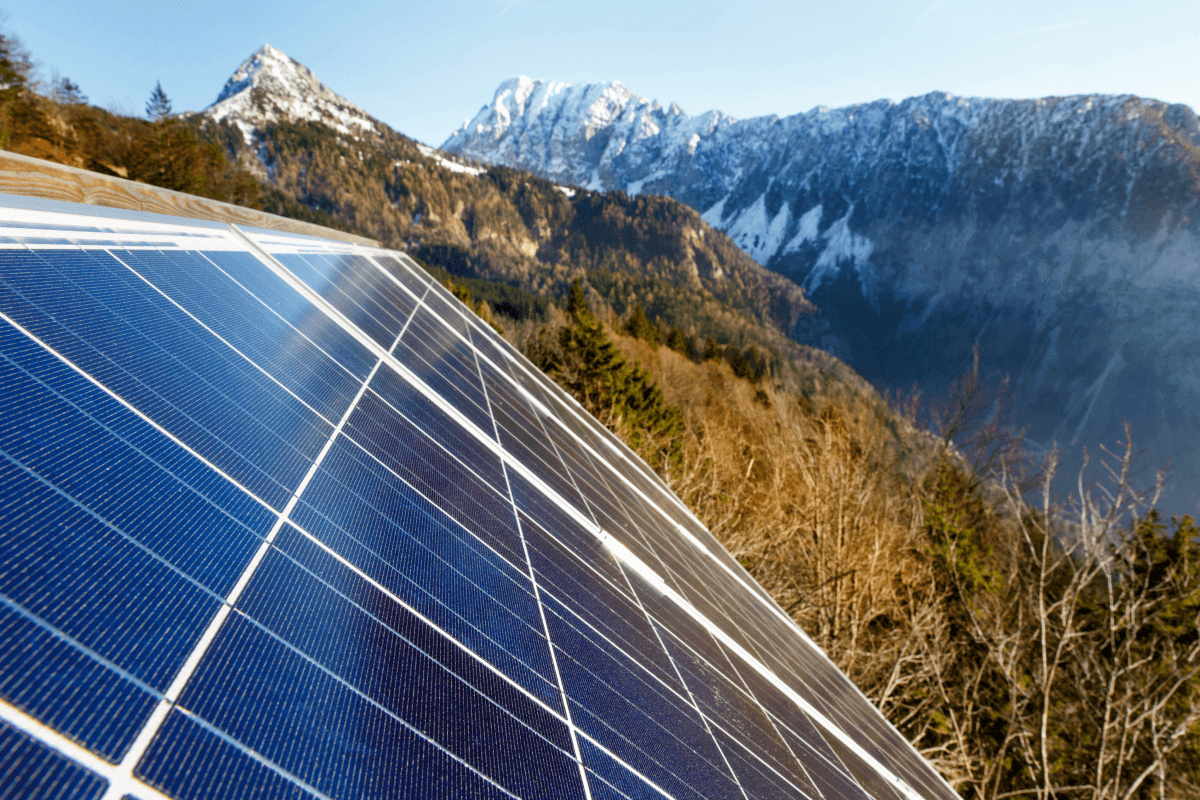 Com afecta el canvi d’hora al rendiment de les plaques solars?